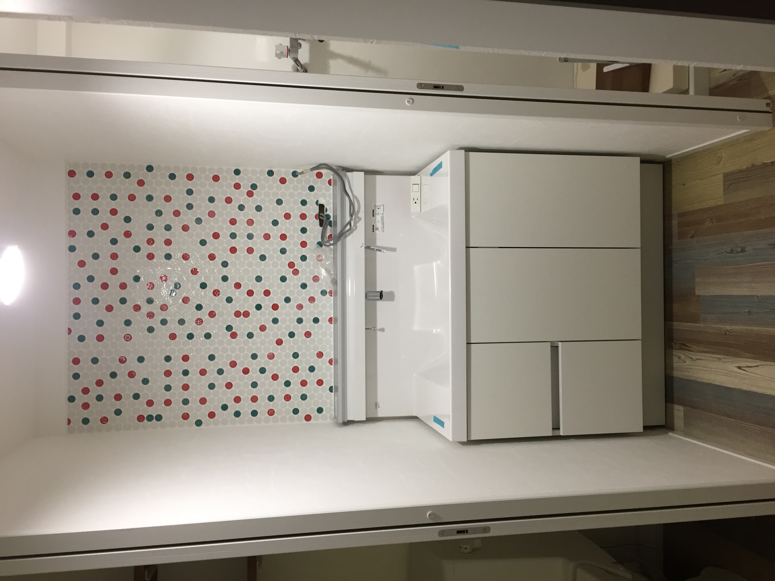 LIXILの洗面化粧台L.C.（エルシィ）×平田タイルJaponica