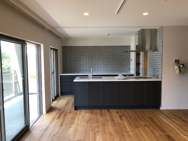 cucinaペニンシュラ型キッチン