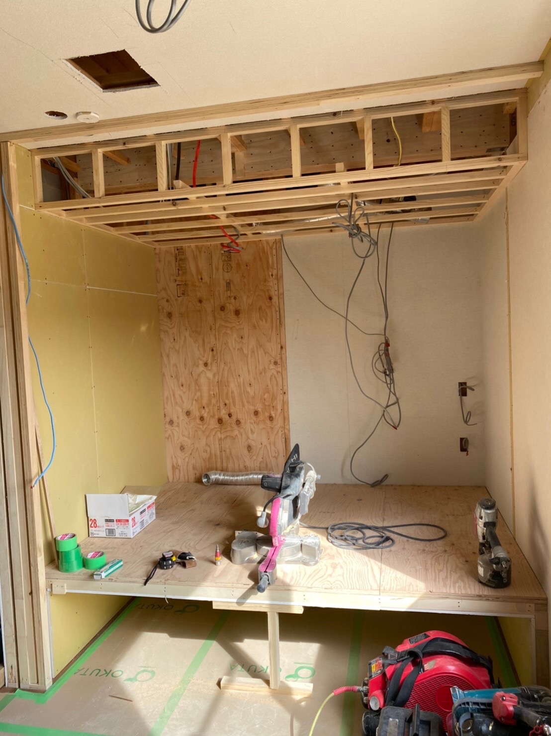 オトナのベットスペース