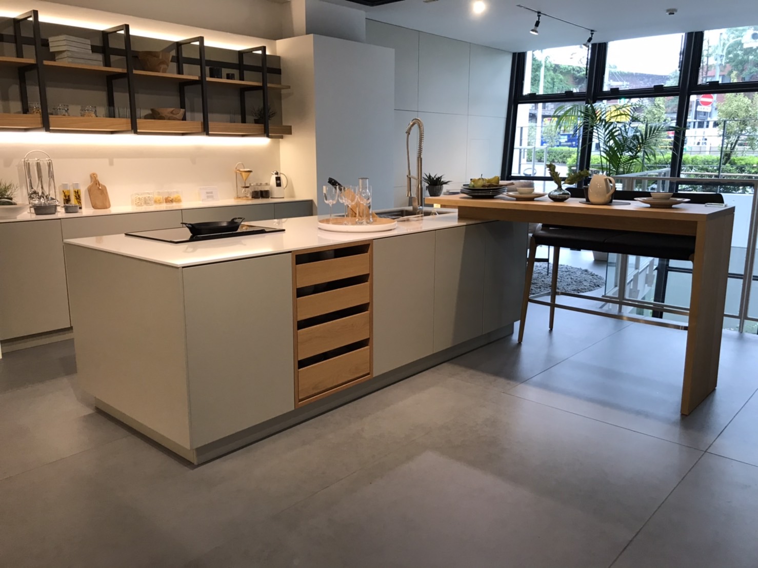 憧れのカウンター付キッチン＠cucina