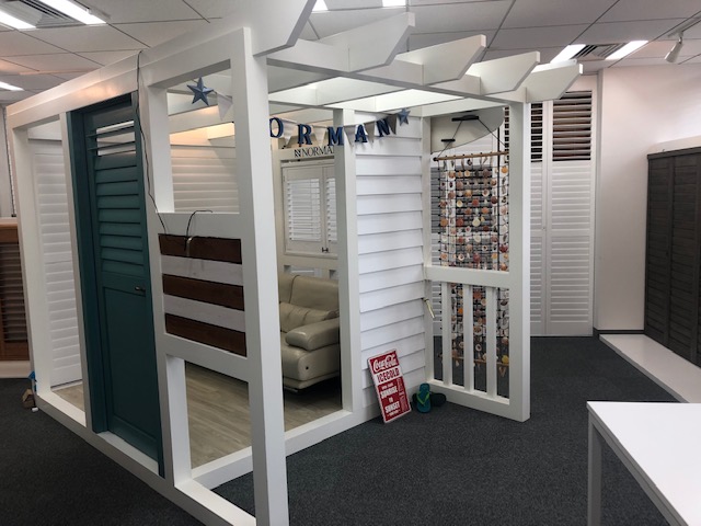 NORMANのウッドシャッター