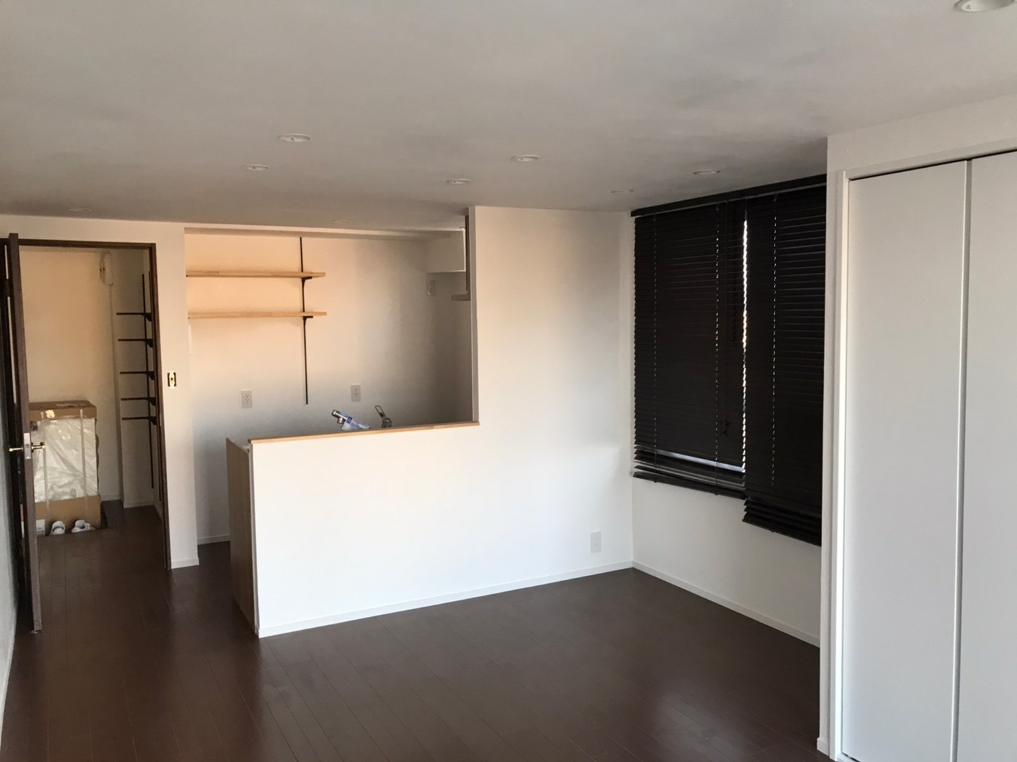 天井・壁が漆喰の１roomマンション