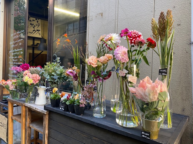 自宅から駅までの道…