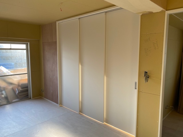 サンワカンパニーの建具