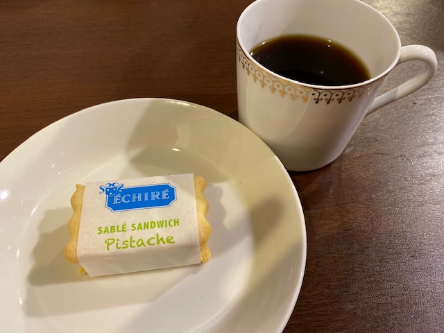 念願の…ECHIREサブレサンド