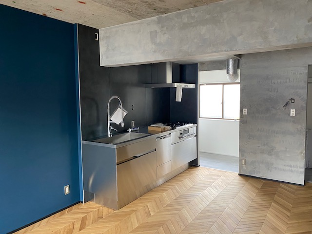 ステンレスキッチン＠三宿メゾネットマンション