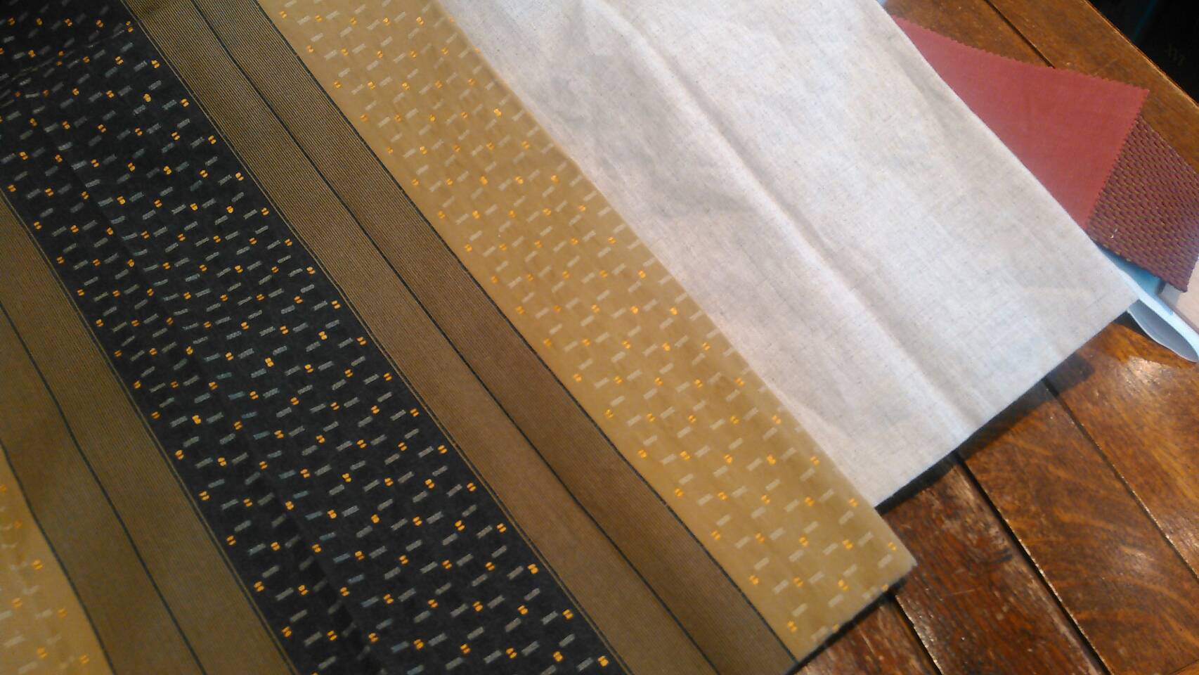 お勧めのカーテン屋さん