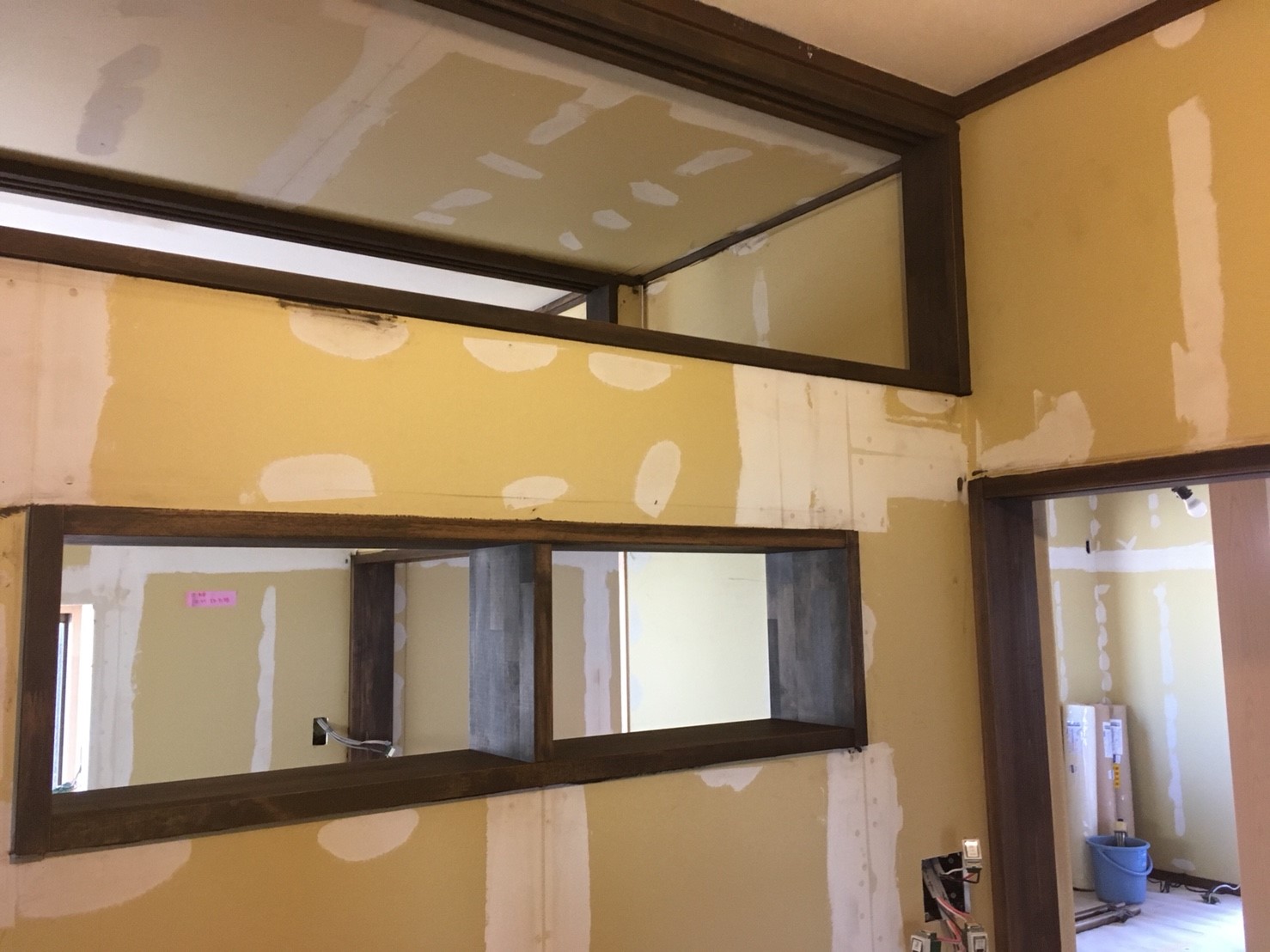 ステンドグラス　～明り取りアクセント～