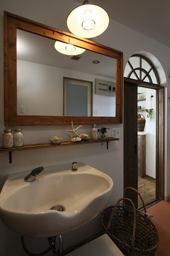 シンプル洗面台-③