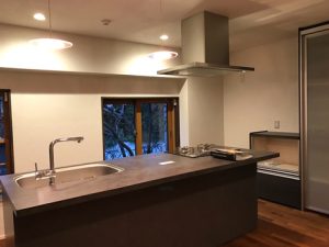 セラミックトップキッチン