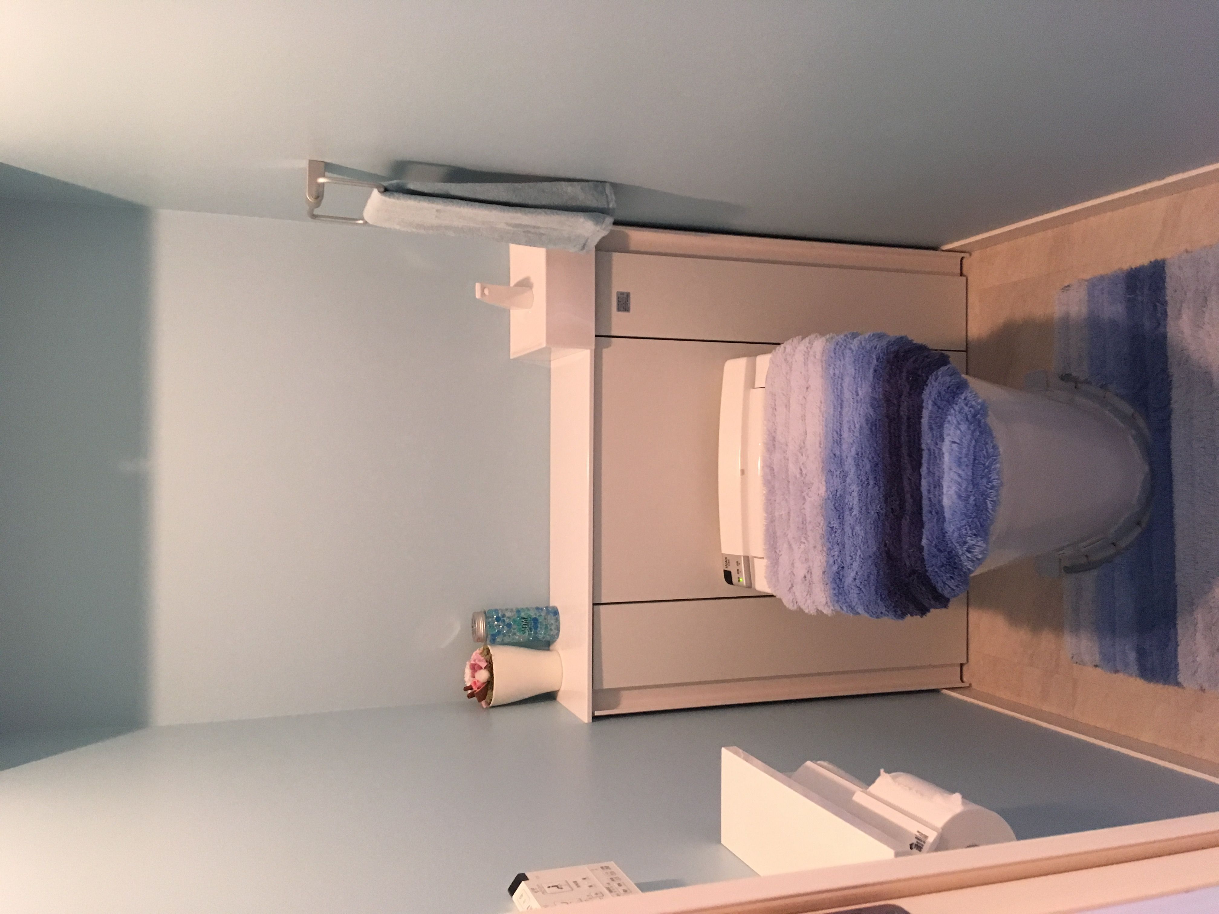 小上がり収納と月見窓