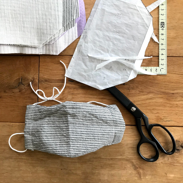 コロナ対策：スタッフ用手作りマスク