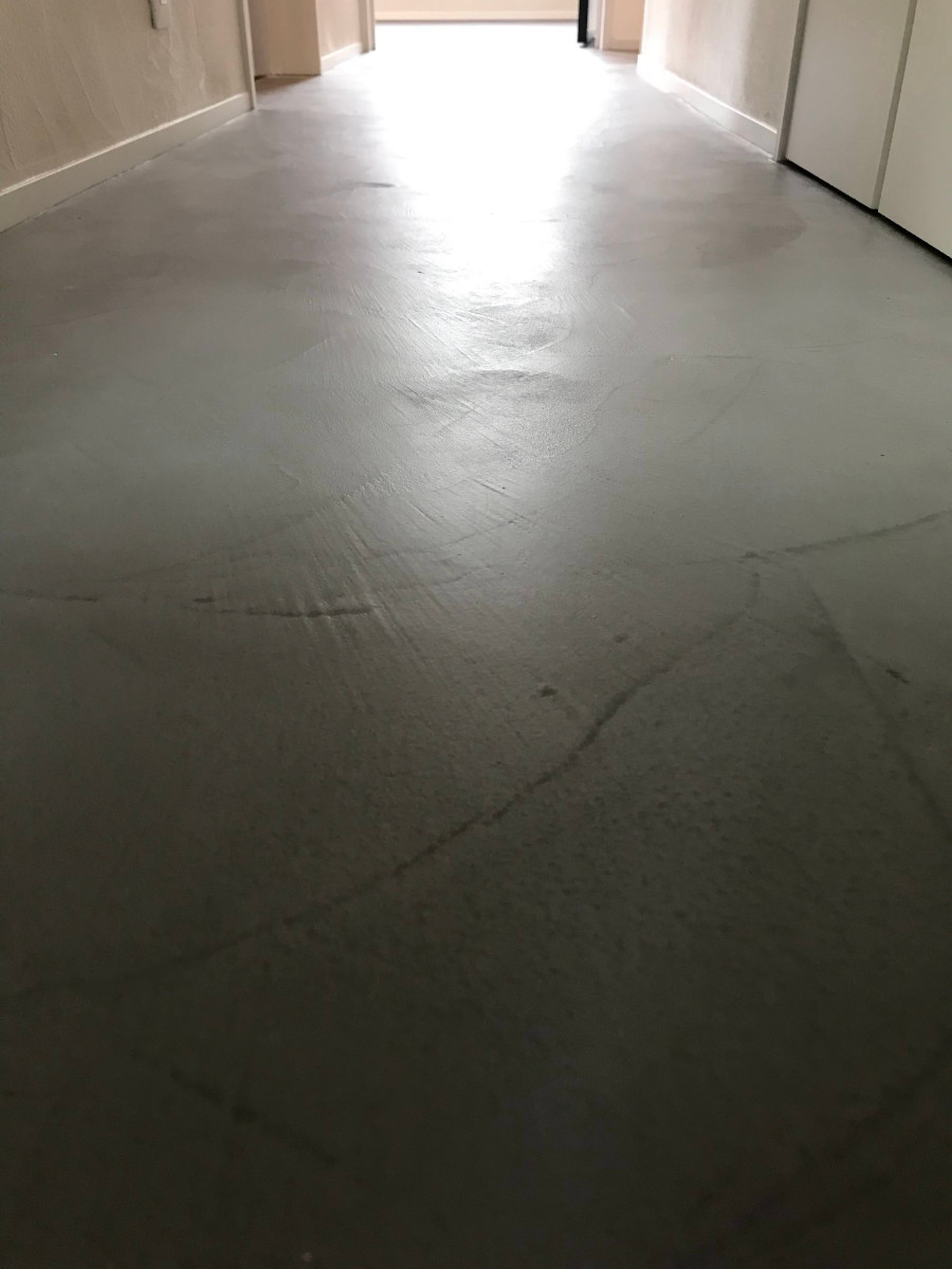 モールテックス仕上げの床