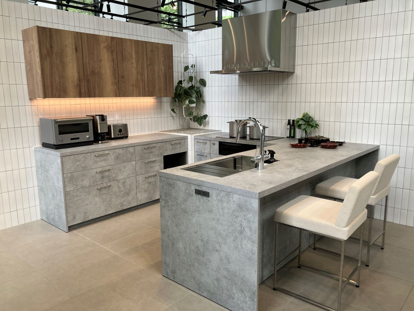 KITCHEN：グラフテクト