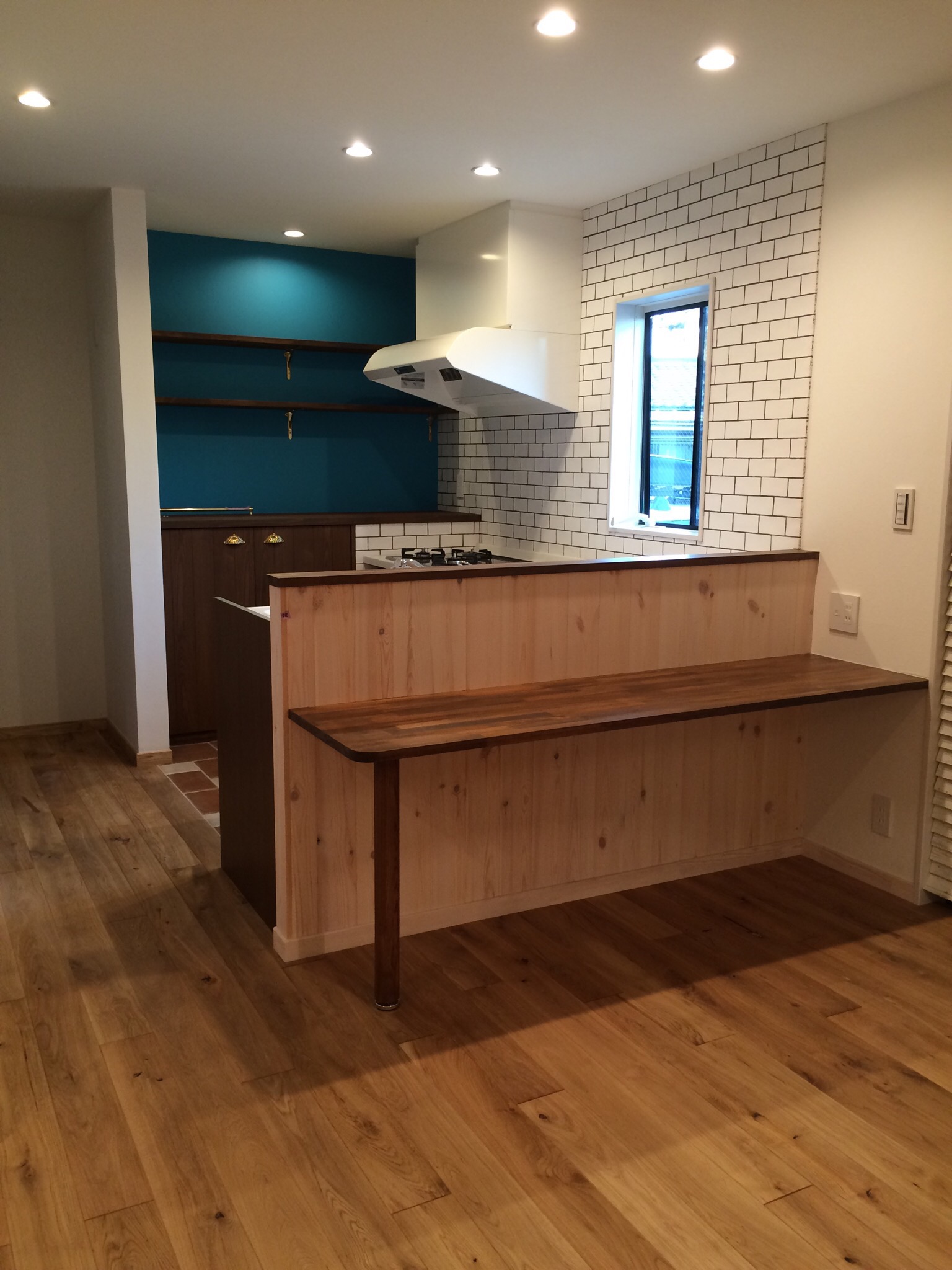 中古戸建購入＋リノベ  色づかいで遊ぶハワイアンスタイル