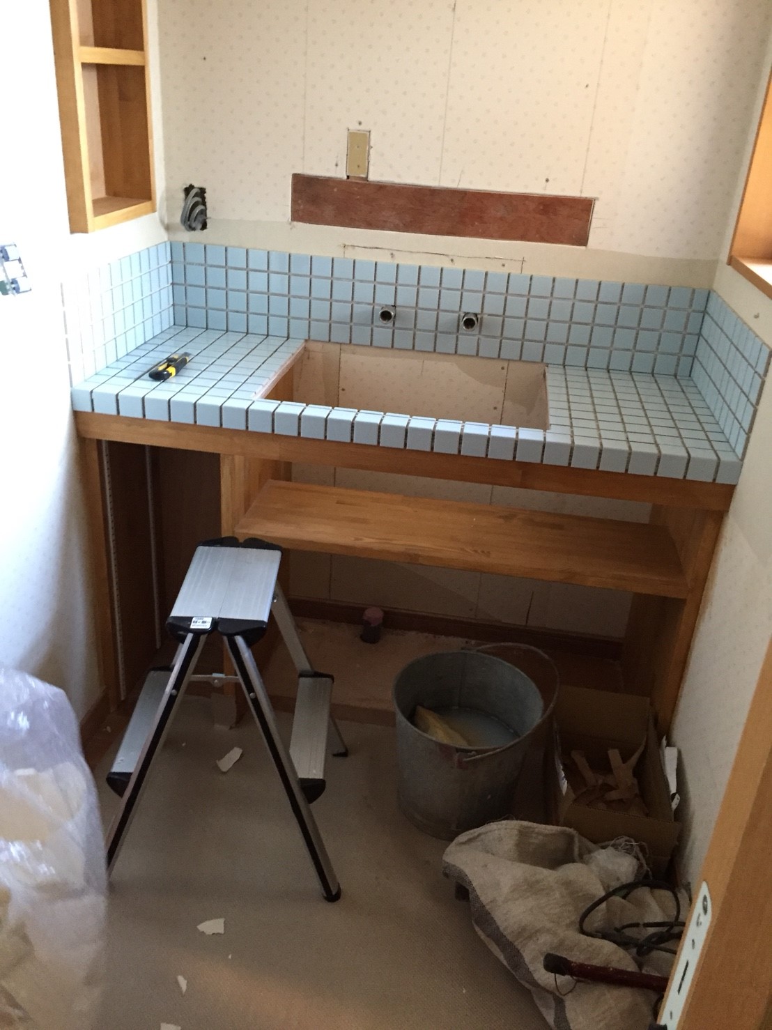 造作洗面台～こだわりアクアブルー～