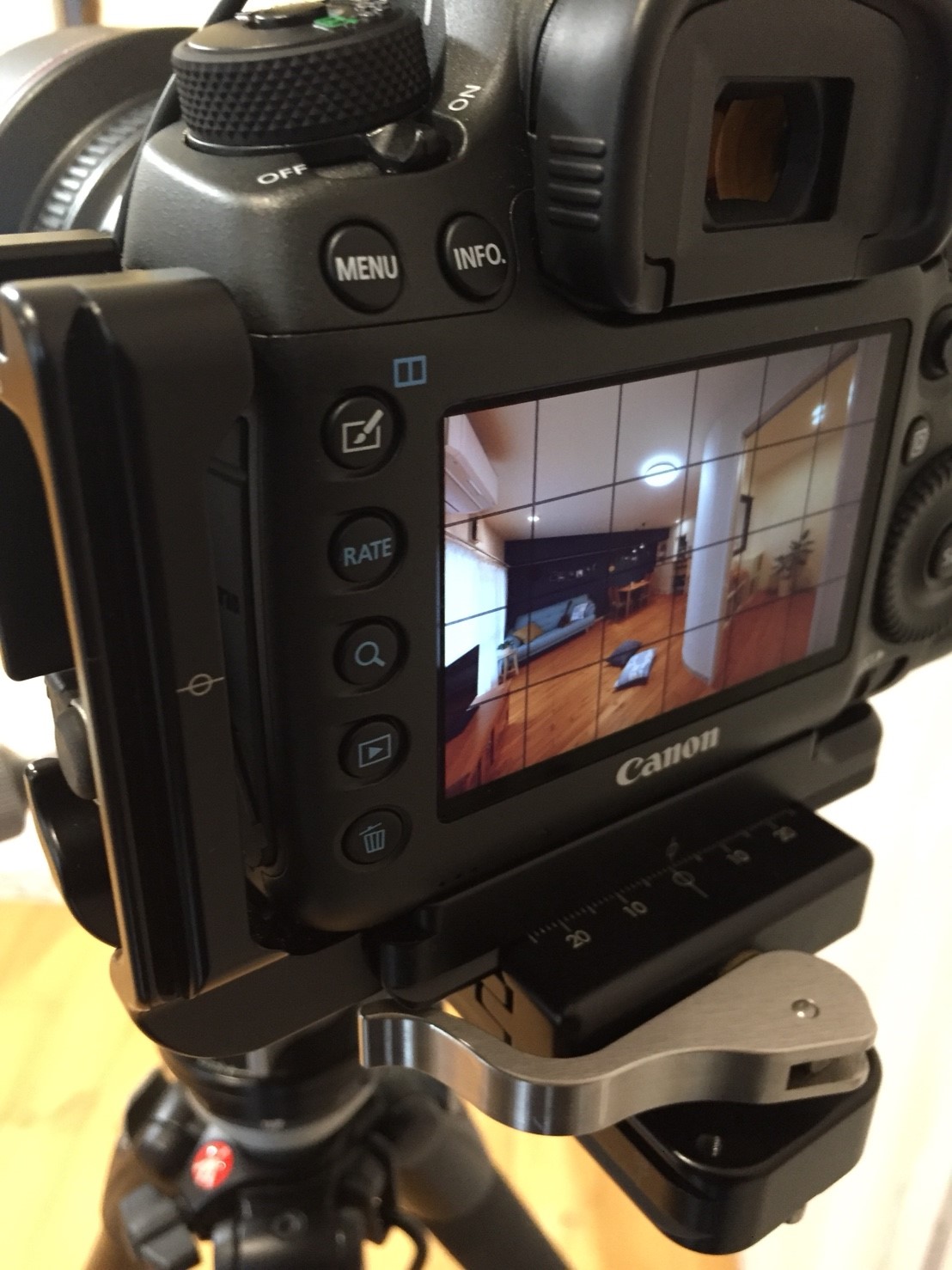 カラーを楽しむ団地リフォーム