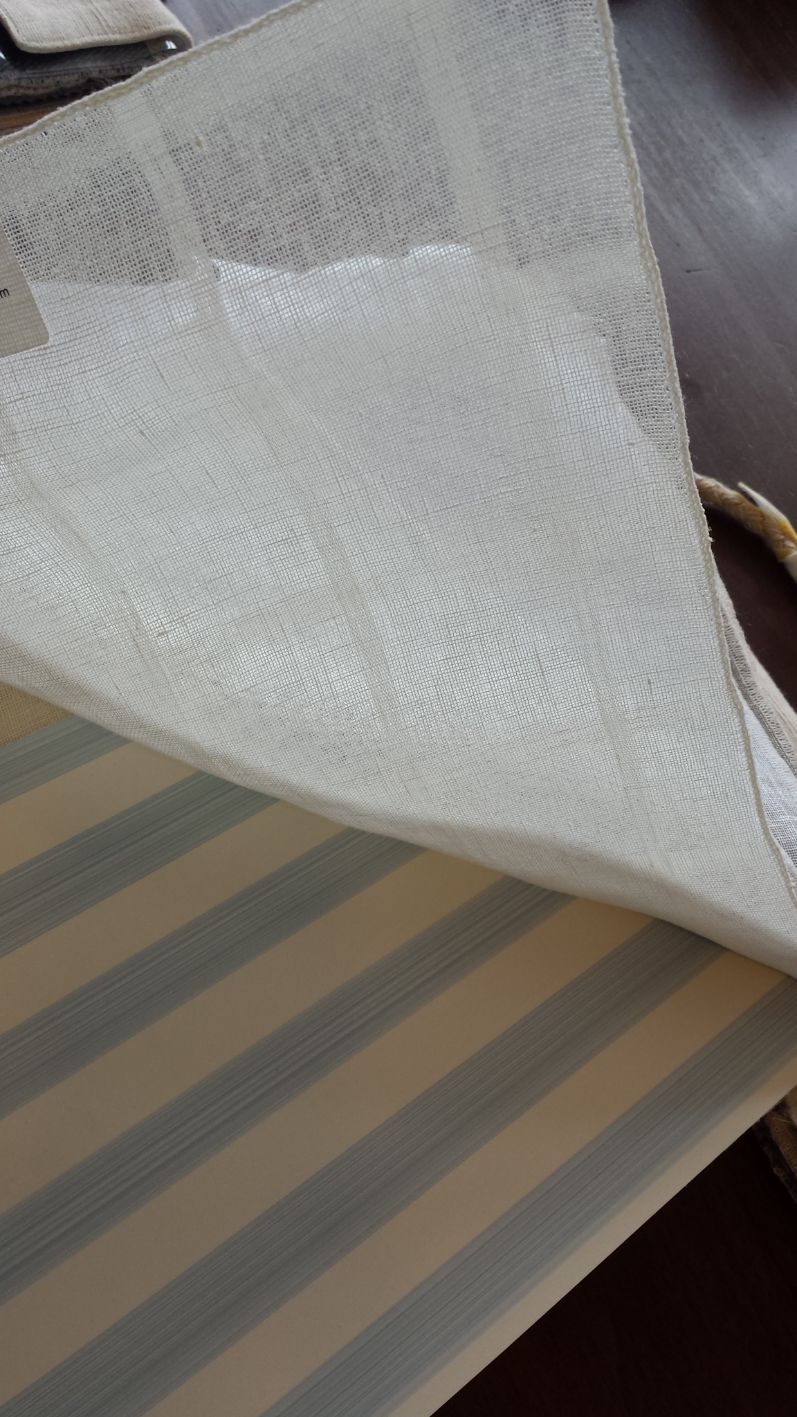 リネンカーテン