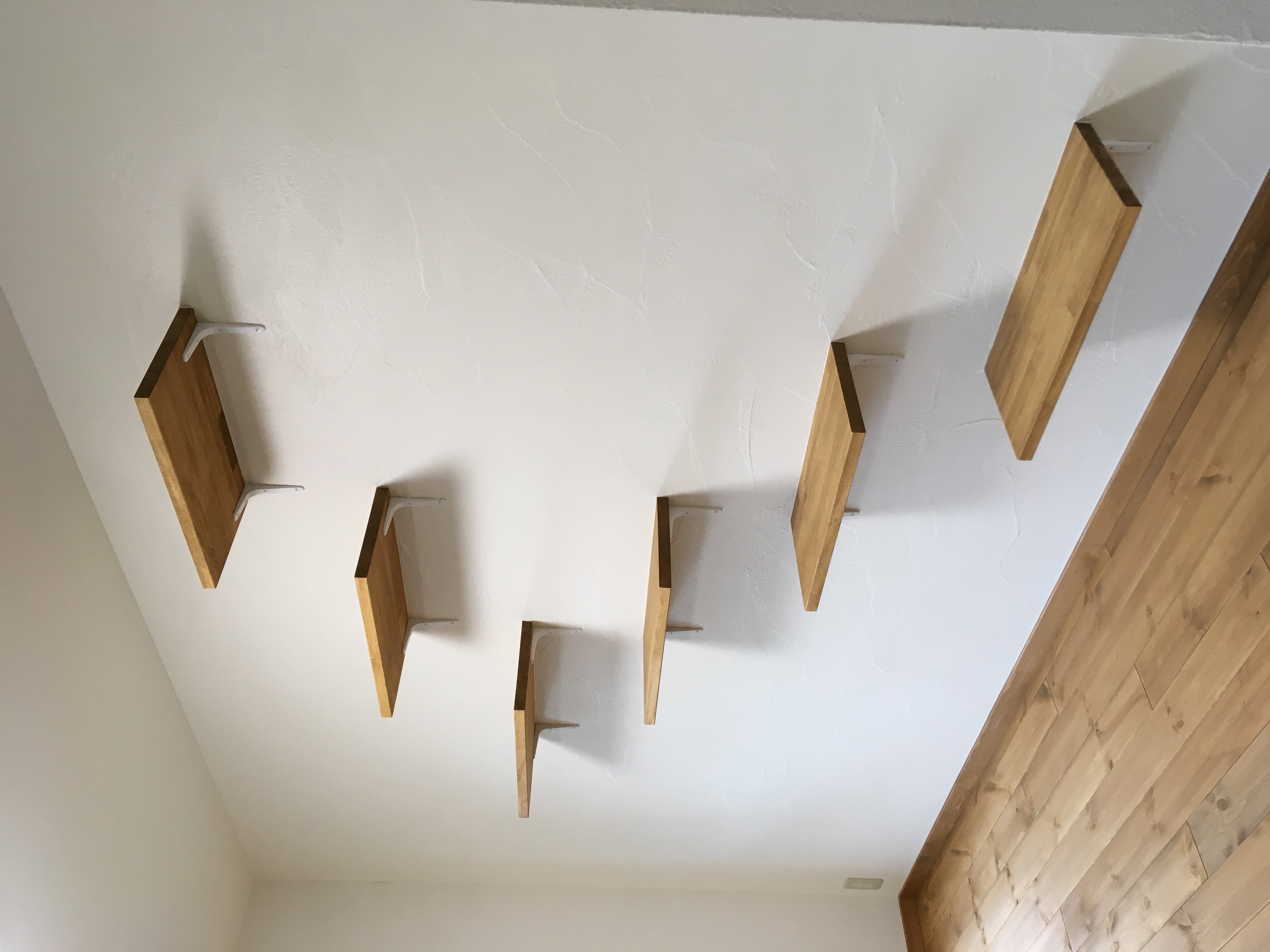 ねこちゃん喜ぶー壁面ステップ