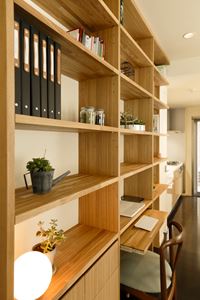 造作壁面収納＿LDK・PCスペースと本棚