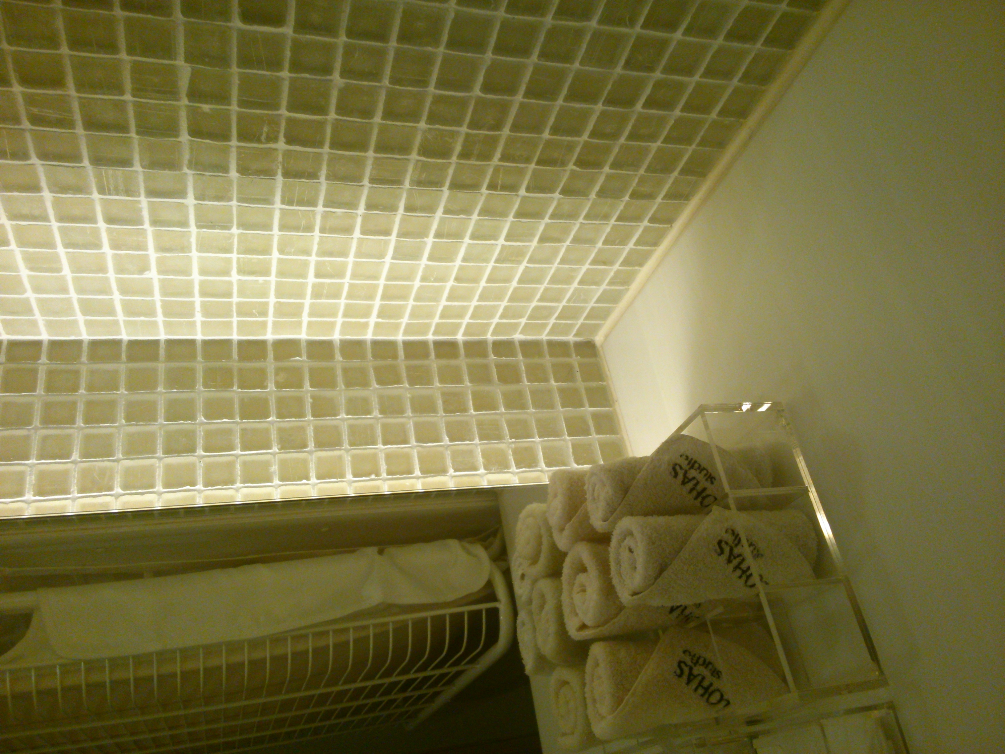 ｶﾞﾗｽﾓｻﾞｲｸ“ＢayＧlassＭozaicＴile”