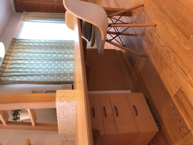 カーテンやファブリックにこだわって。。。