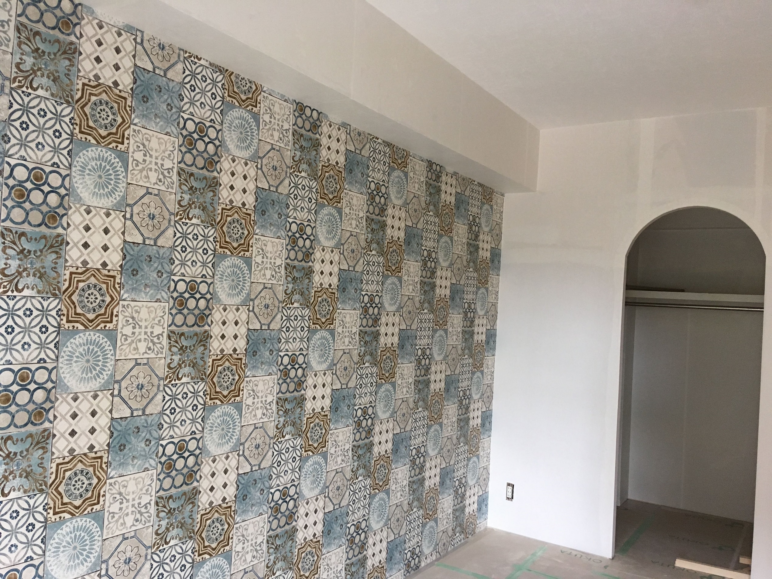 収納扉をとりました。