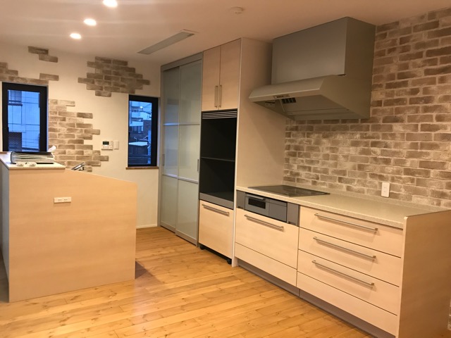 053FACB6-CD26-408F-8747-8A5E19DA2C2F