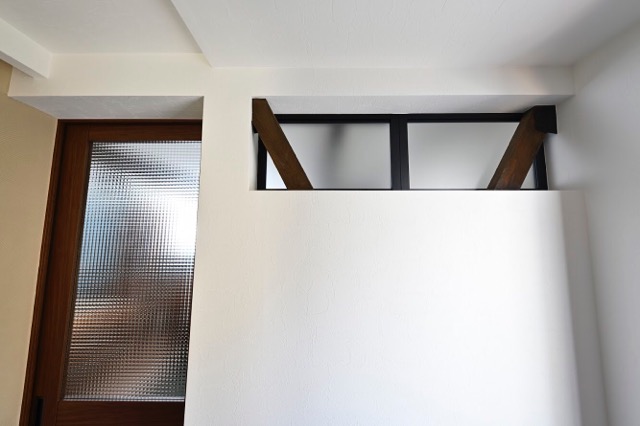 D32BB5C5-0DDC-4BB3-BFC2-3730464DAF1C