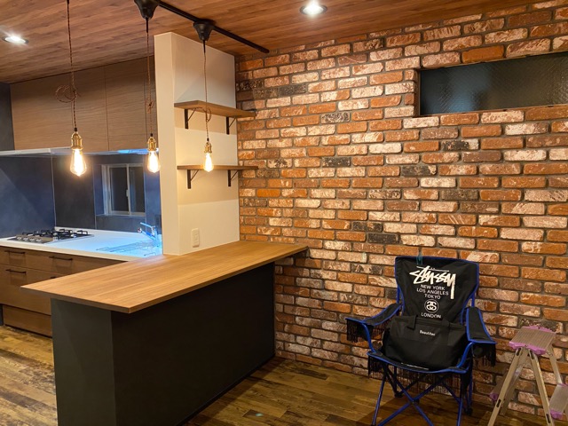 BC7B24C6-1538-481F-B03A-DBB59330016D