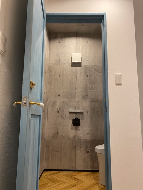 0DB33C5B-18E3-4AA8-9460-32D49EFBBCE5