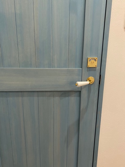 6E9B2767-7946-4E2D-8C38-0EF95AE444BC