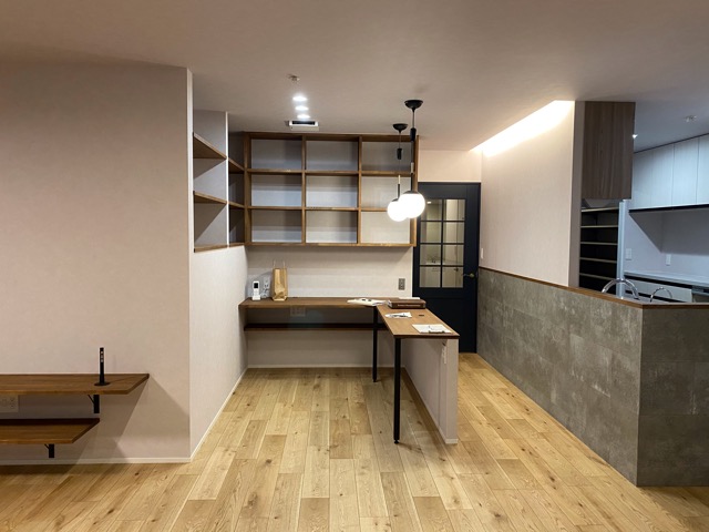 10BE36CB-2FB5-4765-B276-E7611FE19A85