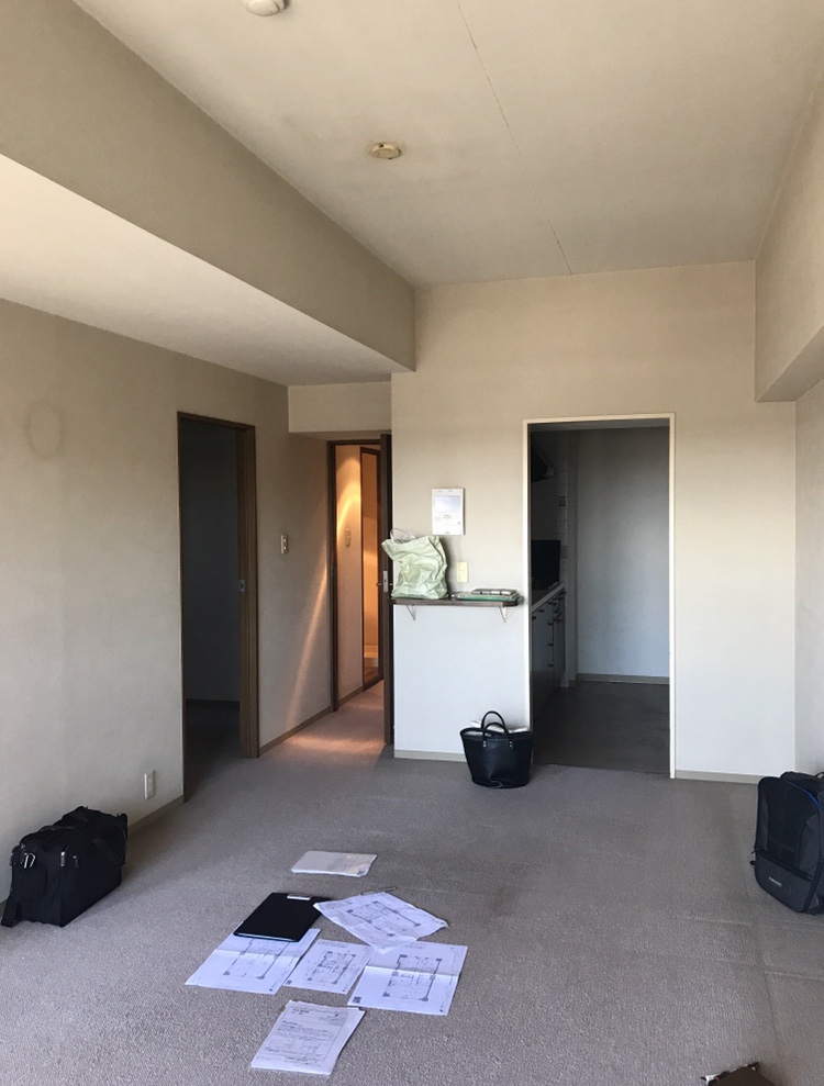 マンションリノベ・大きな梁を逆利用♪