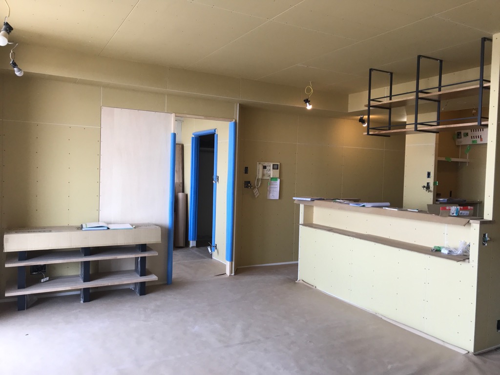 造作工事が出来上がってきました♪