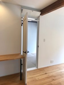 3552D00E-A239-4211-BA70-7511261059B8