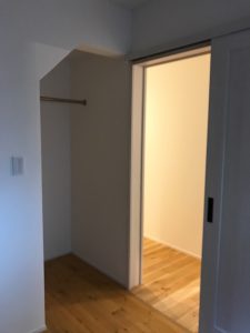 63C44F07-B6CF-4357-9CA6-5B891A57D103