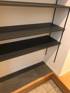 B7CE79EA-8BAD-463A-B781-EE9449599086