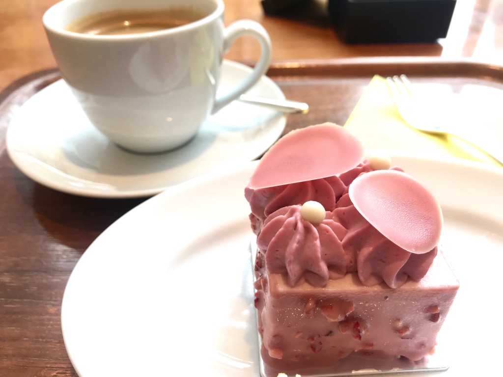 かわいいケーキに楽しいおしゃべり♪