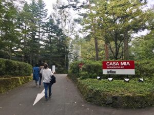 B2F9861F-3E71-4F10-8246-6BF1AC9FDE8B