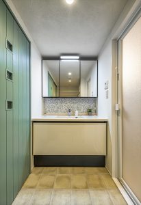 5D788643-97E9-4AB9-984B-7EC435B06B61