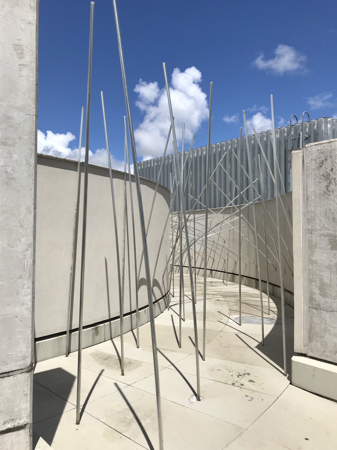 車で行けるアート巡り⑥〜市原湖畔美術館〜