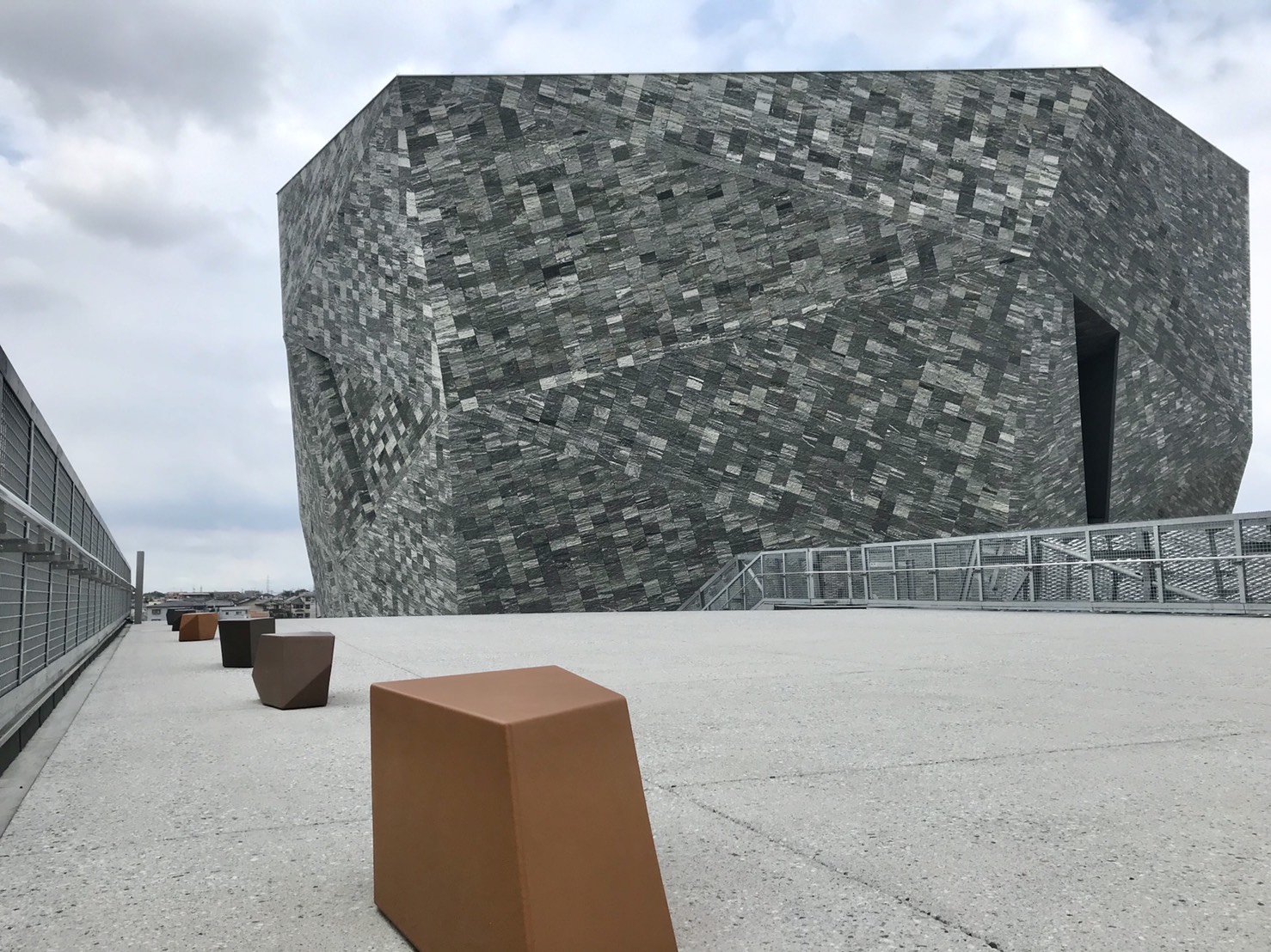 車で行けるアート巡り⑧-2〜角川武蔵野ミュージアム〜