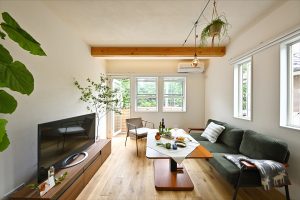 E52B46B1-DD78-42FB-B909-B80ACA8C7D83