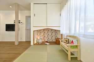 BBA4B0AE-348E-42BB-ADEA-371CB0CA1F2D