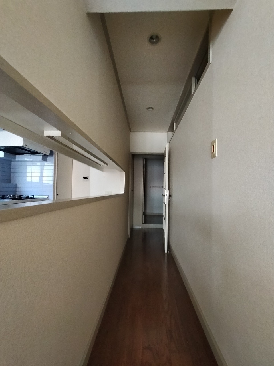 大工さんに感動✨壁撤去後の既存フローリングの補修！