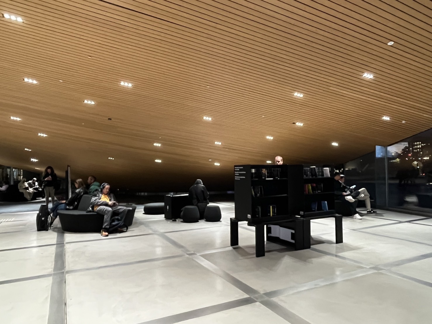 ＊北欧研修＊23 〜フィンランド編〜ヘルシンキ中央図書館Oodi