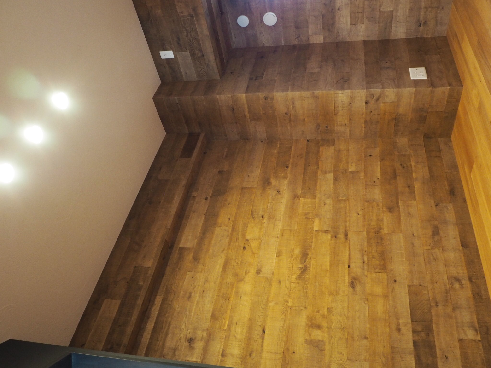 ヒュッテ 〜洋室編〜