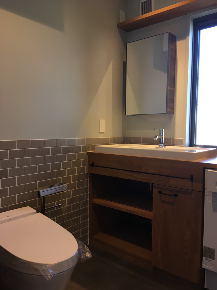 スタイリッシュな洗面スペース