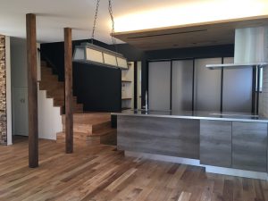 F42D1F61-CB17-4570-A6EB-5CE82A8C5BAB